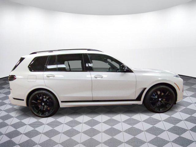 new 2026 BMW X7 car, priced at $127,975