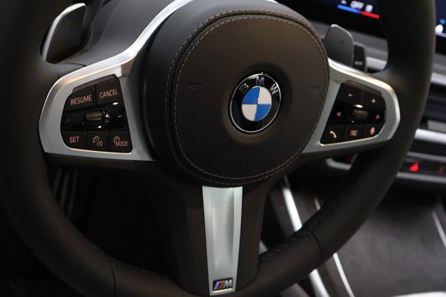 new 2025 BMW X7 car, priced at $99,825
