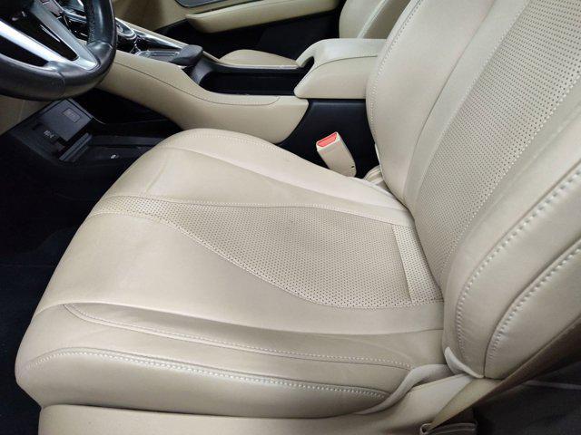 used 2023 Acura RDX car, priced at $31,987