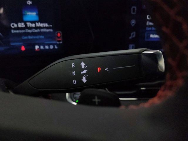 used 2025 Chevrolet Equinox car, priced at $28,998