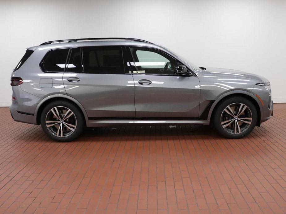 new 2025 BMW X7 car, priced at $123,505