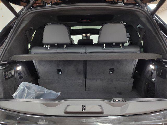 new 2026 BMW X7 car, priced at $99,675