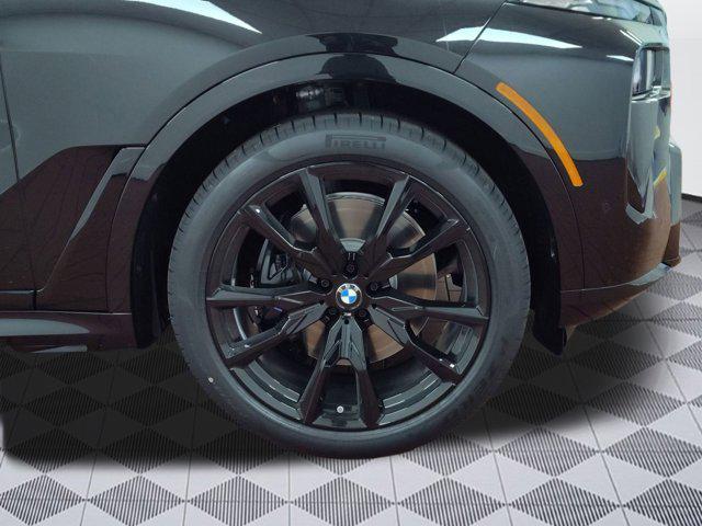 new 2026 BMW X7 car, priced at $99,425