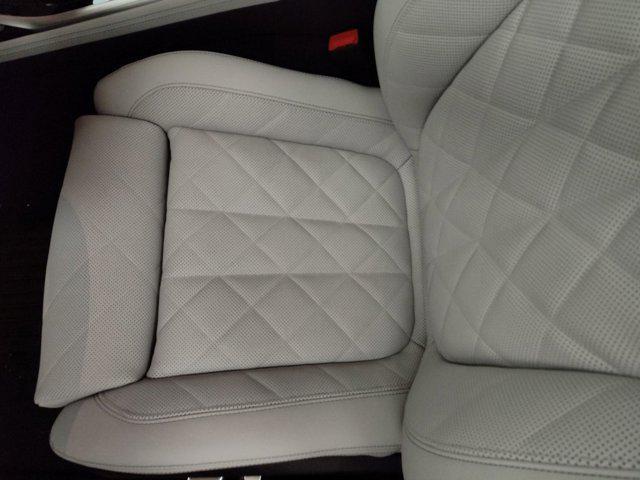 new 2026 BMW X7 car, priced at $99,425