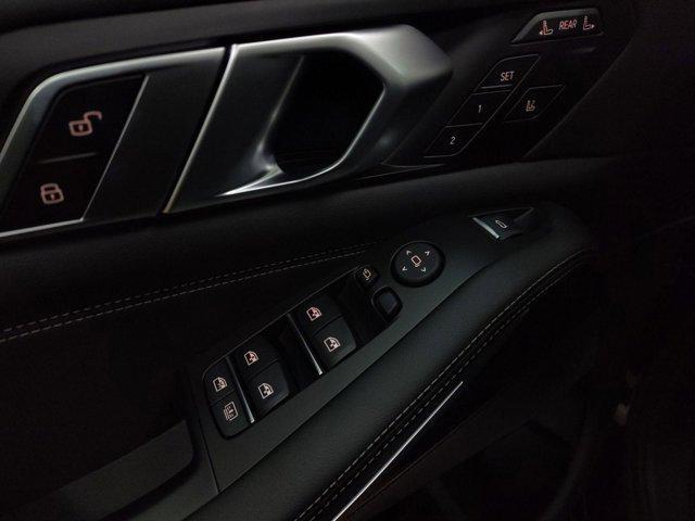 new 2026 BMW X7 car, priced at $101,975