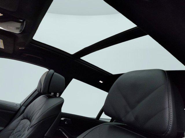 new 2026 BMW X7 car, priced at $94,275