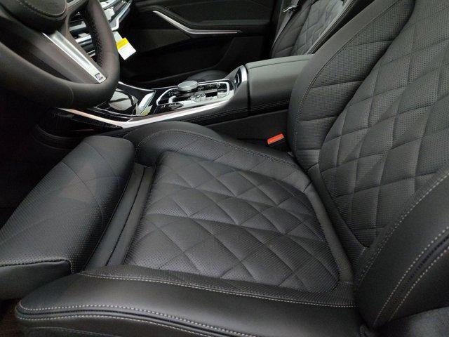 new 2026 BMW X7 car, priced at $101,125