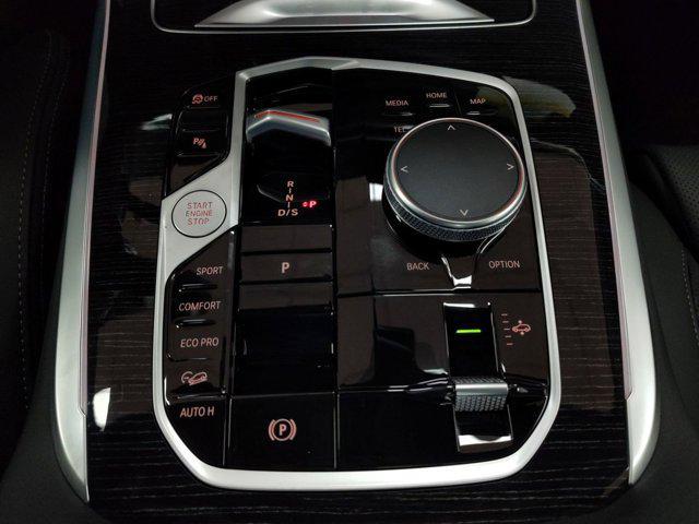 new 2026 BMW X7 car, priced at $101,125