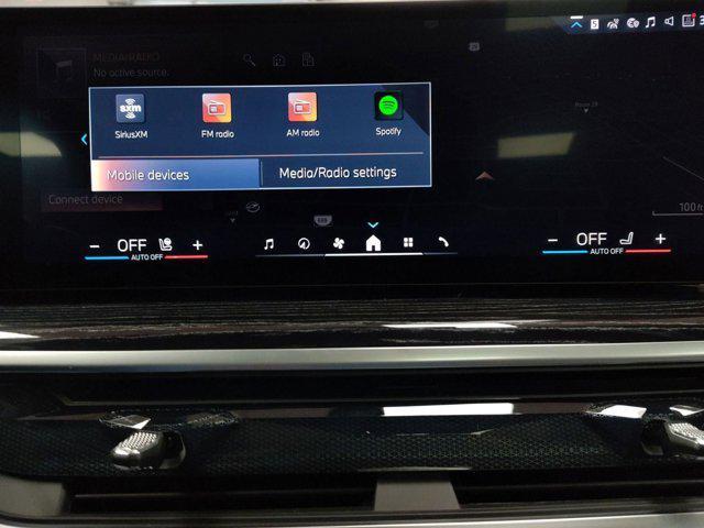 new 2026 BMW X7 car, priced at $101,125