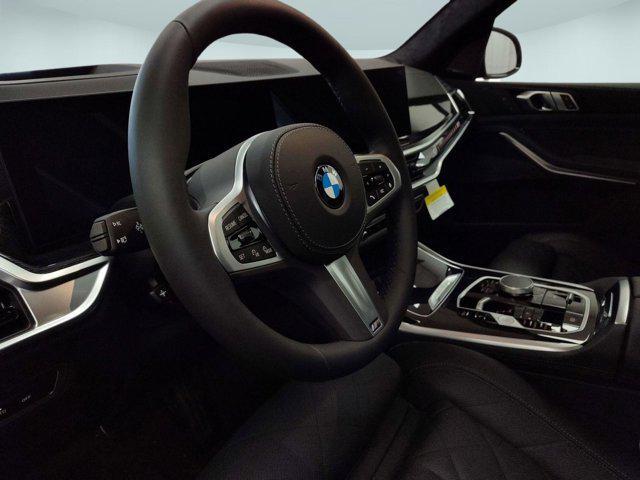 new 2026 BMW X7 car, priced at $101,125