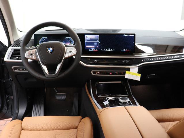 new 2025 BMW X7 car, priced at $89,275