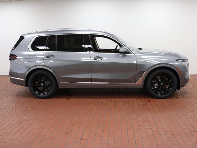 new 2025 BMW X7 car, priced at $89,275