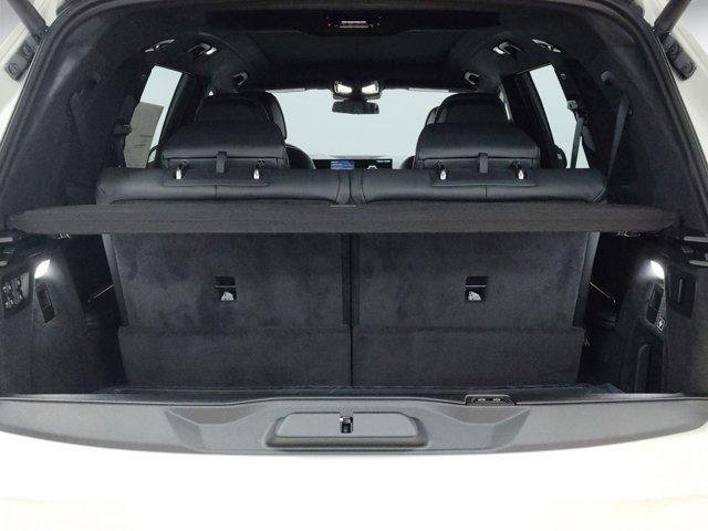 new 2026 BMW X7 car, priced at $100,180