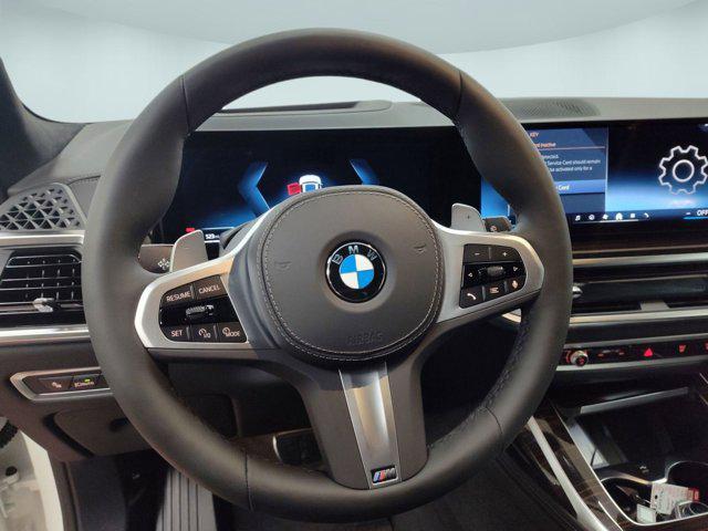 new 2026 BMW X7 car, priced at $100,180
