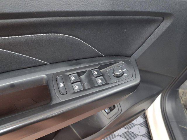 used 2020 Volkswagen Atlas Cross Sport car, priced at $25,998