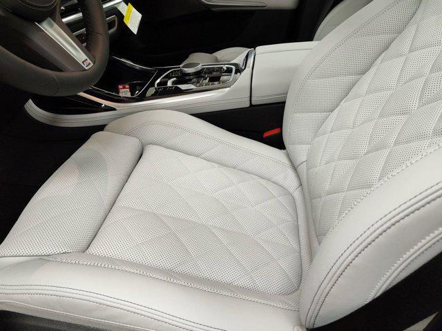 new 2026 BMW X7 car, priced at $100,730