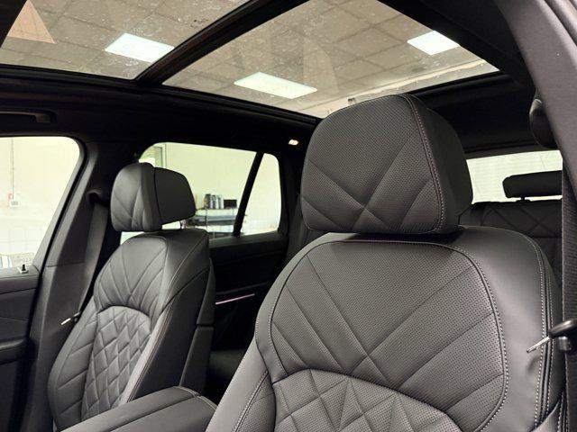 new 2025 BMW X5 PHEV car, priced at $81,155