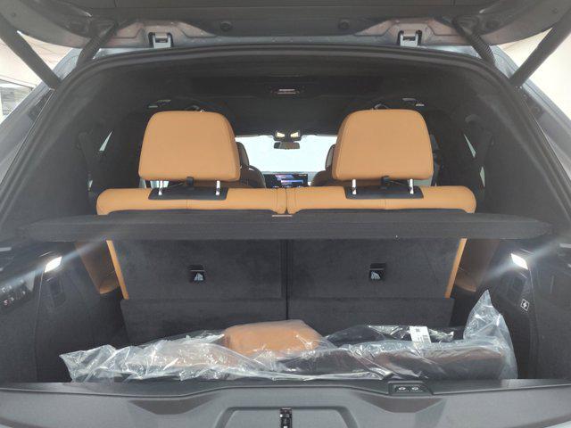 new 2026 BMW X7 car, priced at $98,325