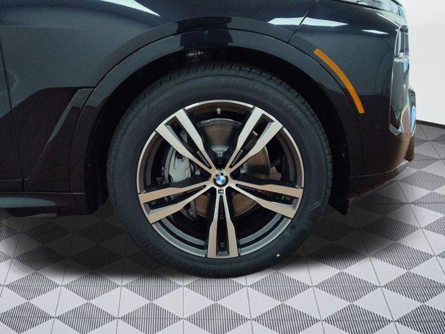 new 2026 BMW X7 car, priced at $94,275