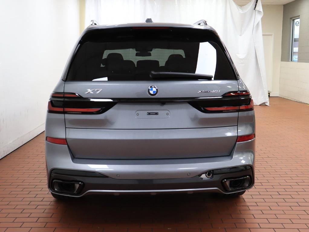 new 2025 BMW X7 car, priced at $97,075