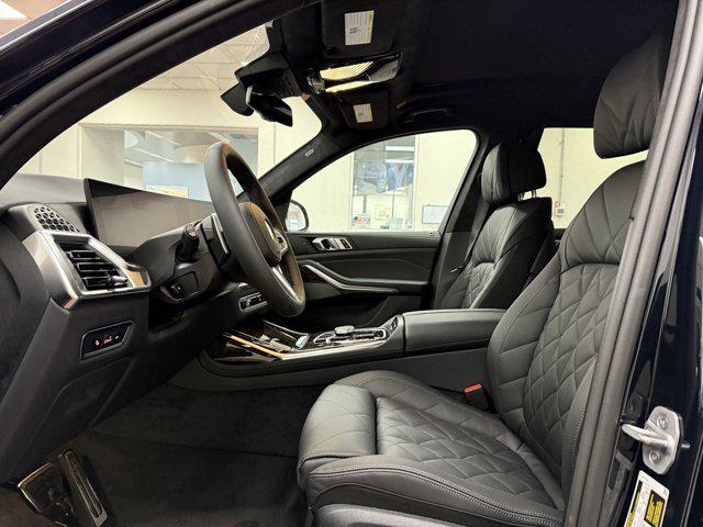 new 2025 BMW X7 car, priced at $95,375