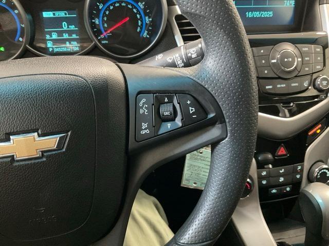 used 2016 Chevrolet Cruze Limited car, priced at $10,000