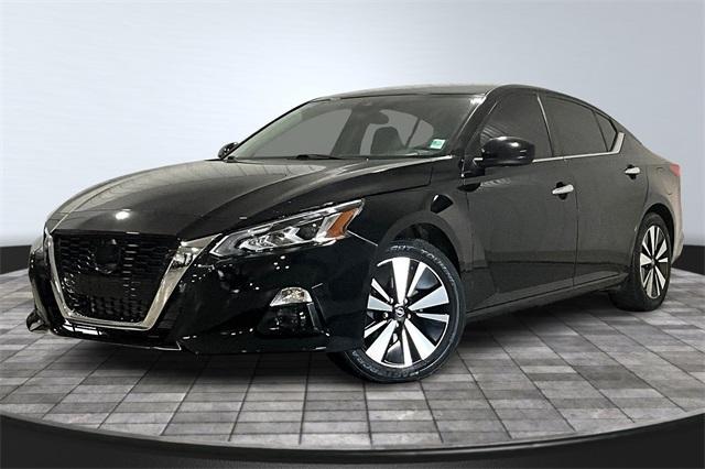 used 2021 Nissan Altima car, priced at $15,154