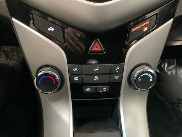 used 2016 Chevrolet Cruze Limited car, priced at $9,999