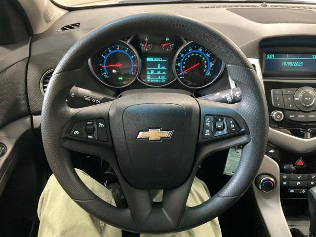used 2016 Chevrolet Cruze Limited car, priced at $9,999