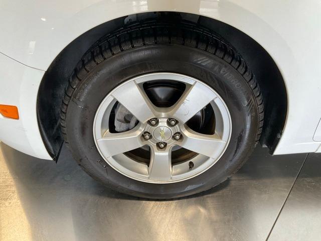 used 2016 Chevrolet Cruze Limited car, priced at $9,999