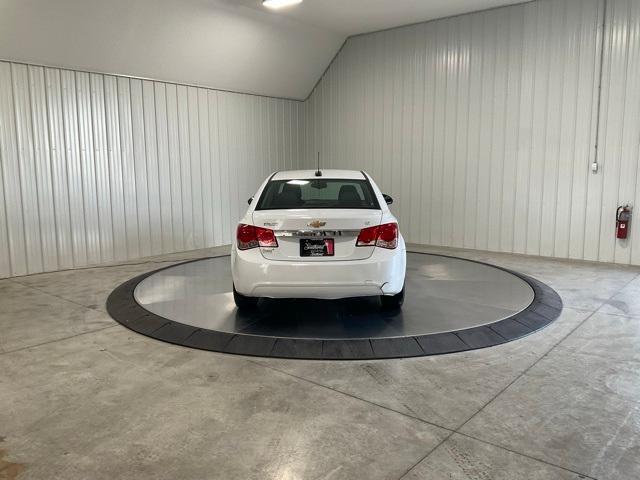 used 2016 Chevrolet Cruze Limited car, priced at $9,999