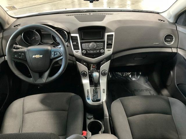 used 2016 Chevrolet Cruze Limited car, priced at $9,999