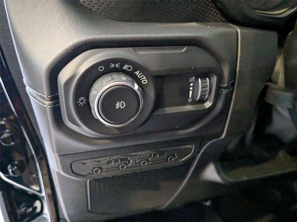 new 2025 Jeep Wrangler car, priced at $63,165