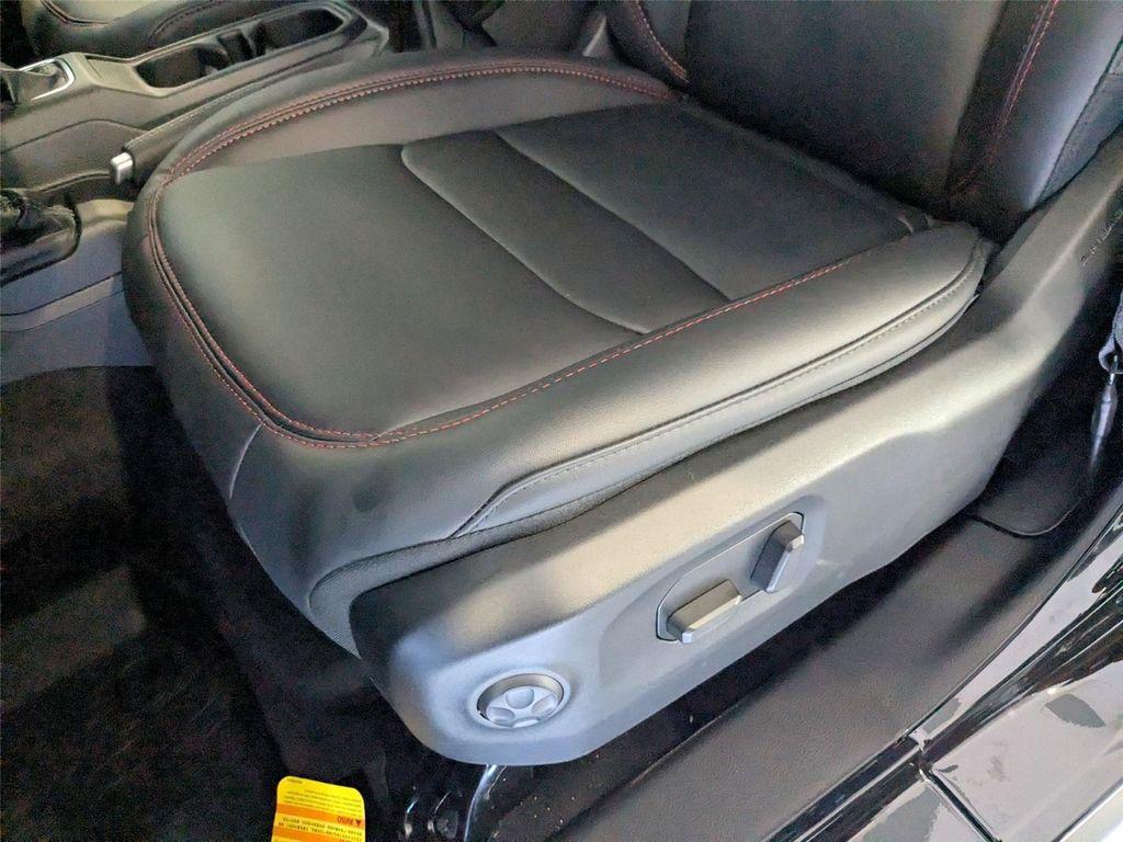 new 2025 Jeep Wrangler car, priced at $63,165