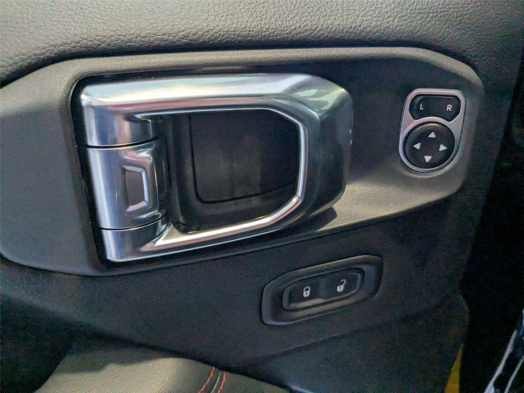 new 2025 Jeep Wrangler car, priced at $63,165