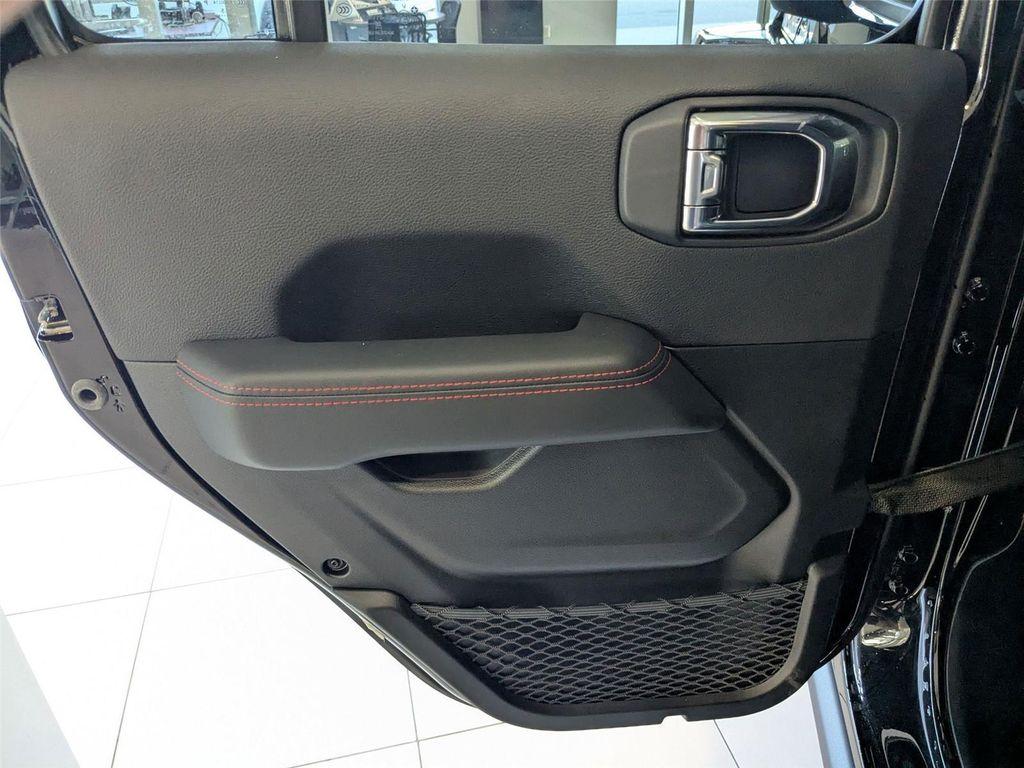 new 2025 Jeep Wrangler car, priced at $63,165