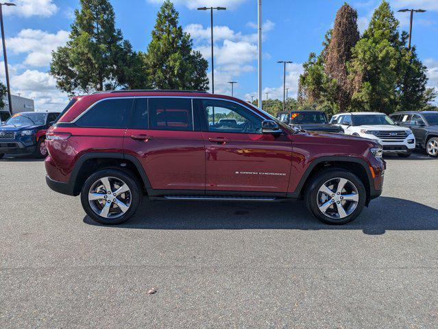 new 2025 Jeep Grand Cherokee car, priced at $52,180