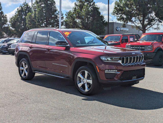 new 2025 Jeep Grand Cherokee car, priced at $52,180