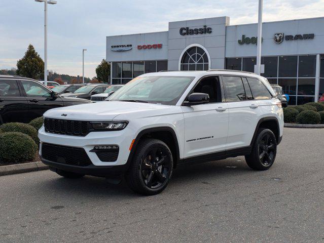 new 2025 Jeep Grand Cherokee car, priced at $48,873