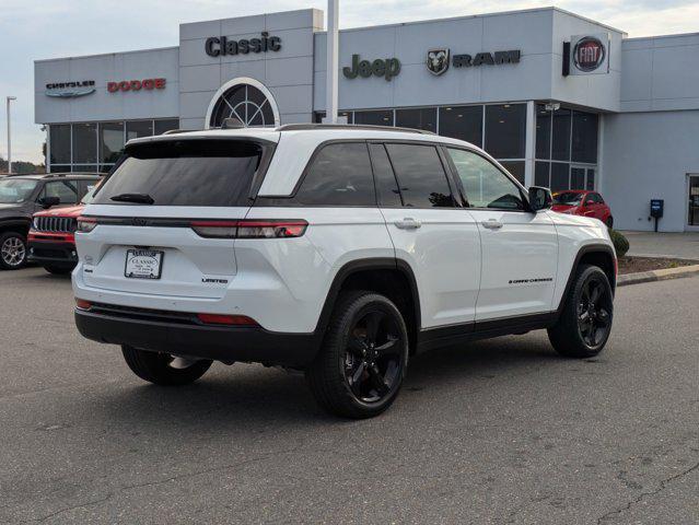 new 2025 Jeep Grand Cherokee car, priced at $48,873