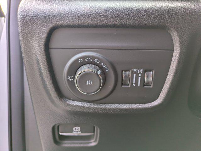 new 2025 Jeep Grand Cherokee car, priced at $48,873