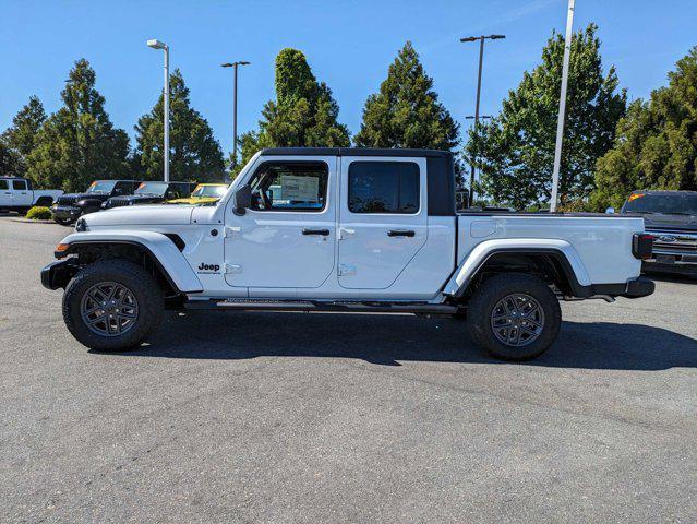 new 2024 Jeep Gladiator car, priced at $41,067