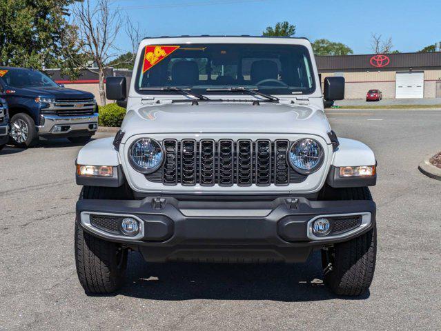 new 2024 Jeep Gladiator car, priced at $41,067