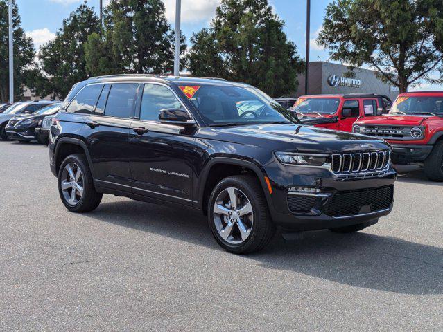 new 2025 Jeep Grand Cherokee car, priced at $45,920