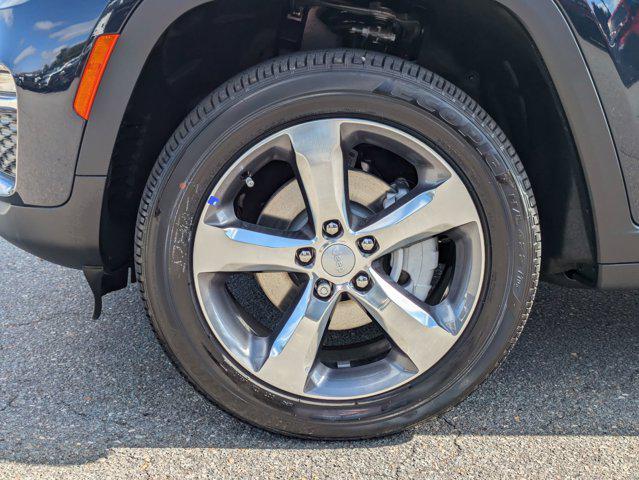 new 2025 Jeep Grand Cherokee car, priced at $45,920