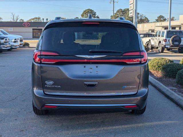 used 2021 Chrysler Pacifica Hybrid car, priced at $24,900