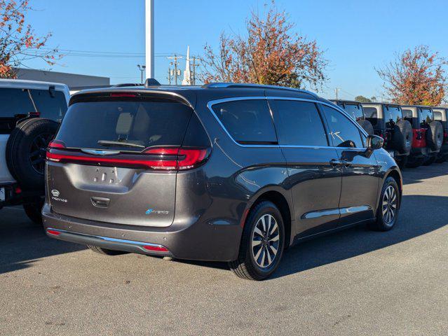 used 2021 Chrysler Pacifica Hybrid car, priced at $24,900