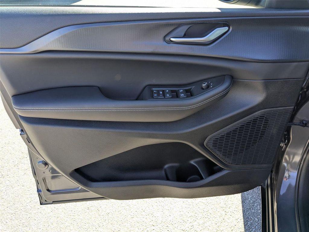 new 2025 Jeep Grand Cherokee car, priced at $39,420