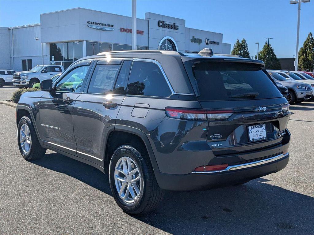 new 2025 Jeep Grand Cherokee car, priced at $39,420