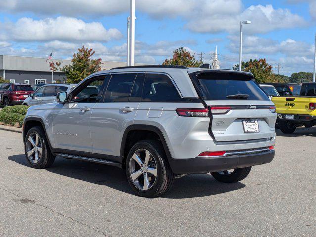 new 2025 Jeep Grand Cherokee car, priced at $52,180